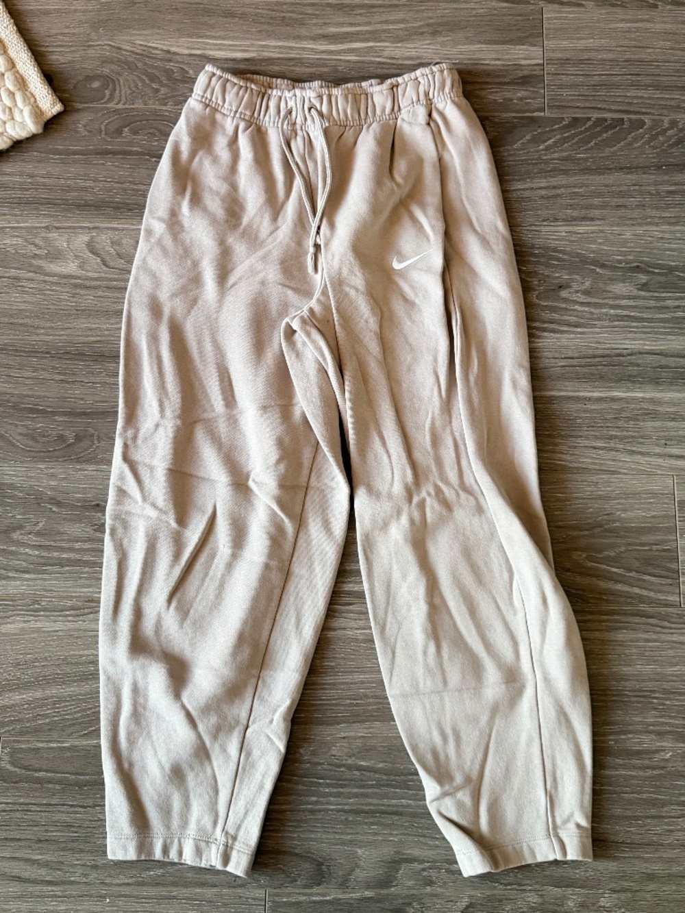 Nike Tan/Cream Sweatpants Size XS